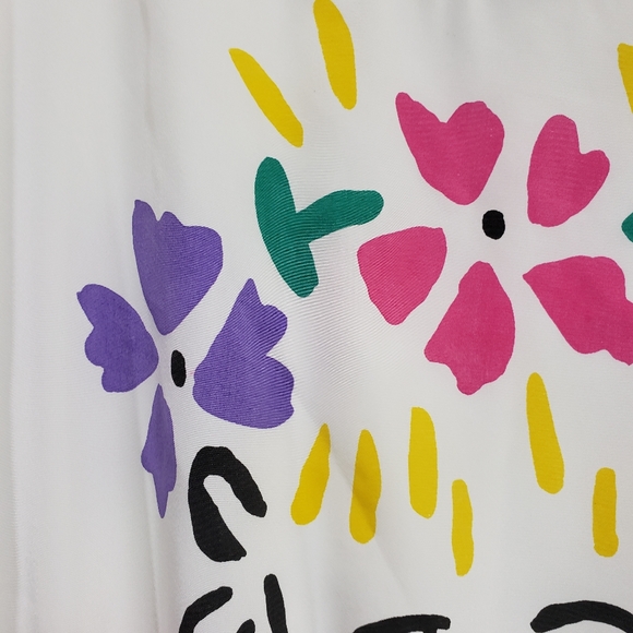 Vintage Campus Casuals flower face drawing graphic cap sleeve blouse - Picture 9 of 12